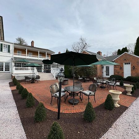 Antrim 1844 Hotel Taneytown Exterior photo